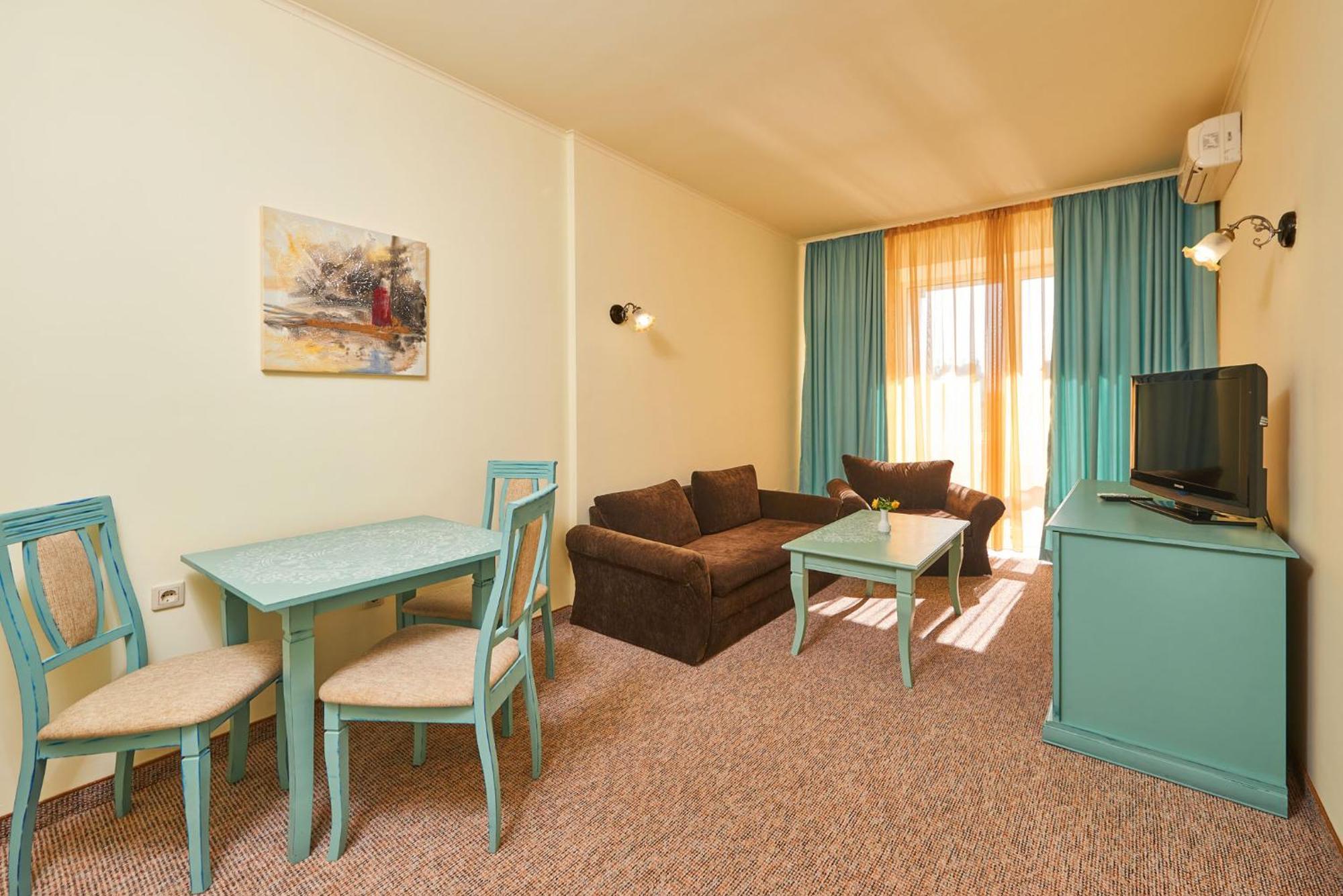 Festa Pomorie Resort Ngoại thất bức ảnh